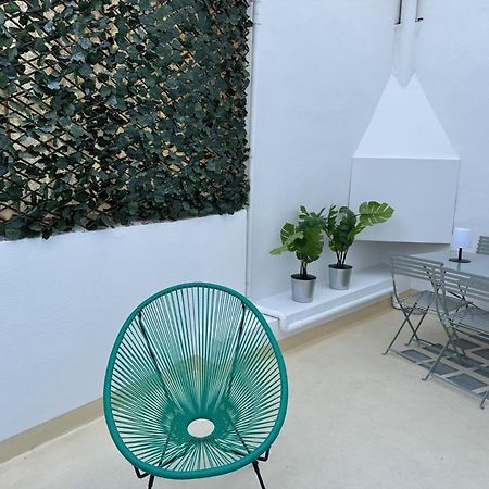 Charmant Appartement 3 Chambres Et Terrasse Eyragues Exterior photo